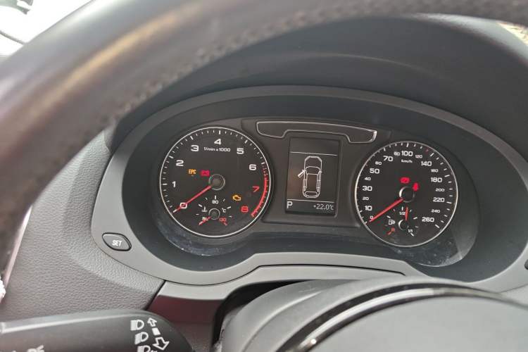 Used Audi Q3 2016 30 TFSI Fashion Model Instrument Cluster