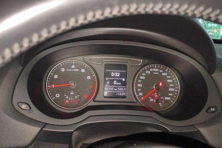 Used Audi Q3 2016 35 TFSI Fashion Model Instrument Cluster