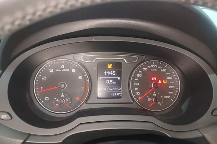 Used Audi Q3 2016 35 TFSI Collection Edition Intelligent Model Instrument Cluster