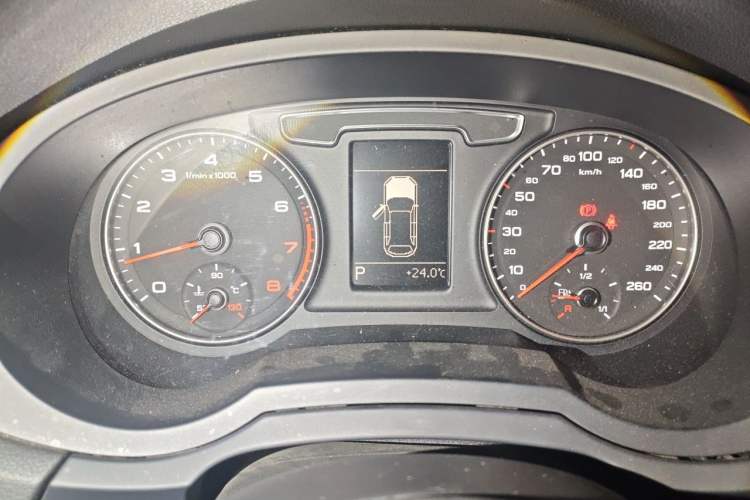 Used Audi Q3 2016 30 TFSI Standard Model Instrument Cluster