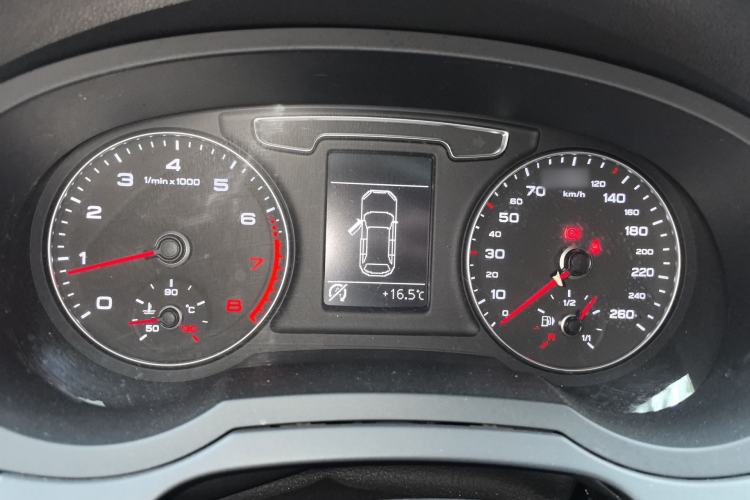 Used Audi Q3 2016 30 TFSI Fashion Model Instrument Cluster