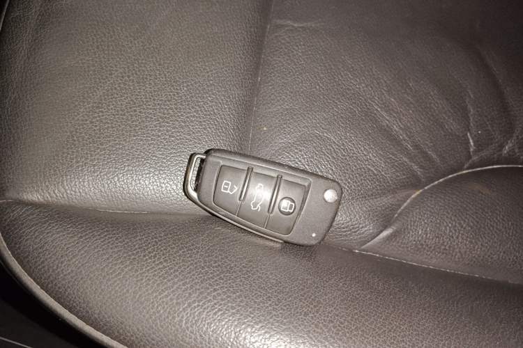 Used Audi Q3 2016 35 TFSI Collection Edition quattro Enjoyment Model Interior 1