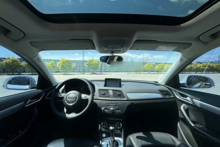 Used Audi Q3 2016 35 TFSI Collection Edition Comfort Model Interior 1