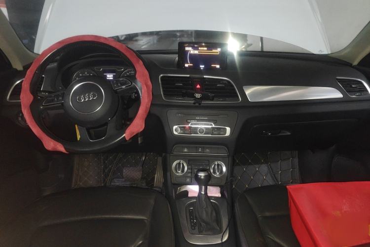 Used Audi Q3 2016 30 TFSI Collector's Edition Comfort Model Interior 2