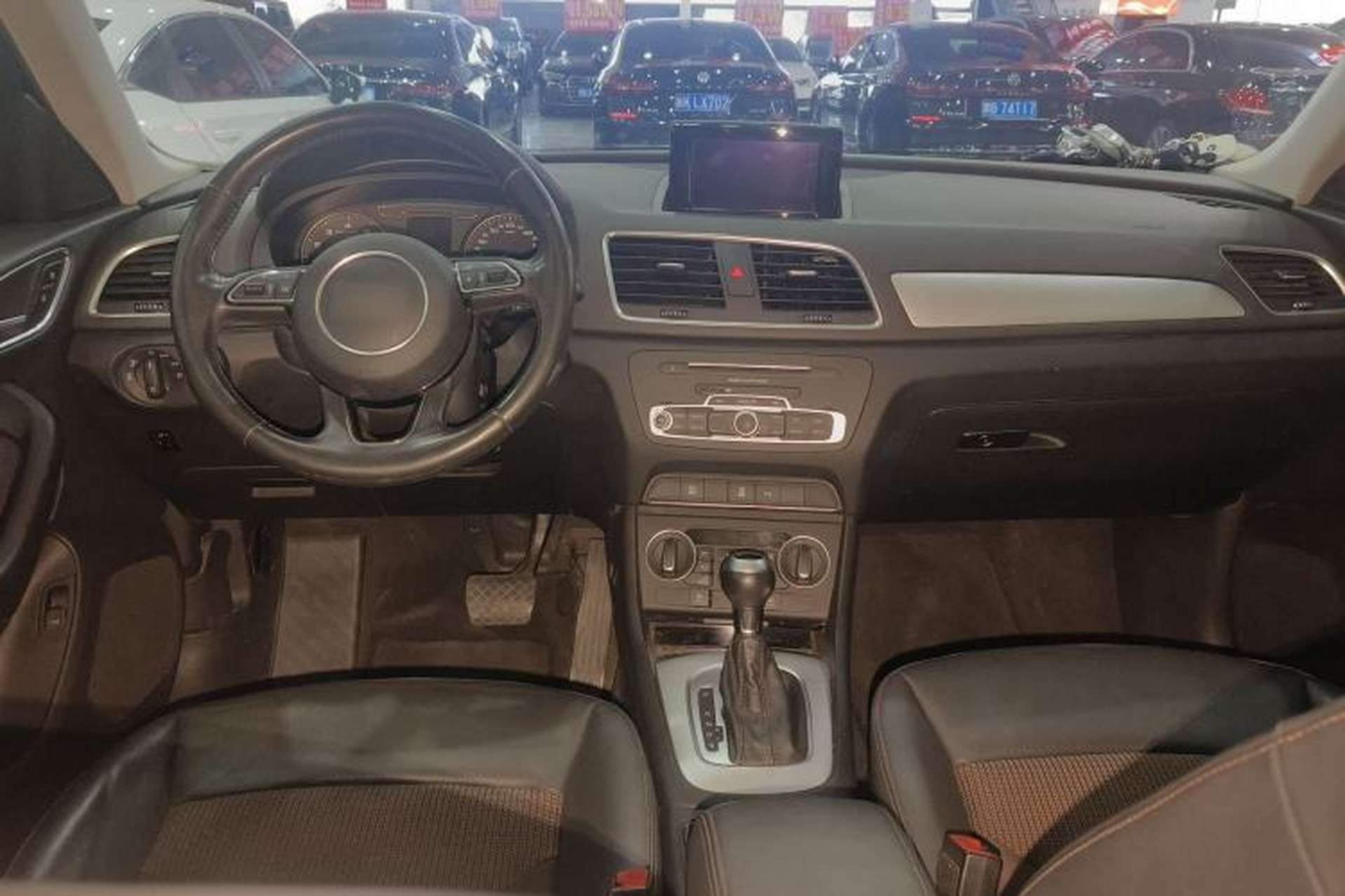 Used Audi Q3 2016 35 TFSI Fashion Model Interior 2