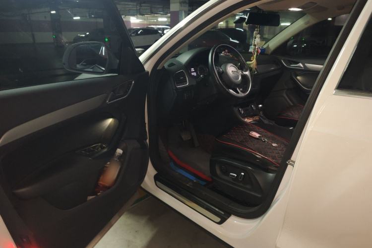 Used Audi Q3 2016 35 TFSI Fashion Model Interior 3