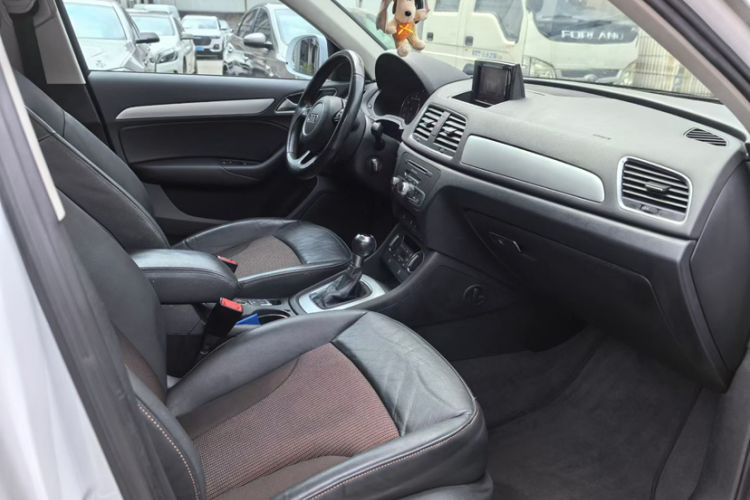 Used Audi Q3 2016 35 TFSI Fashion Model Interior 3