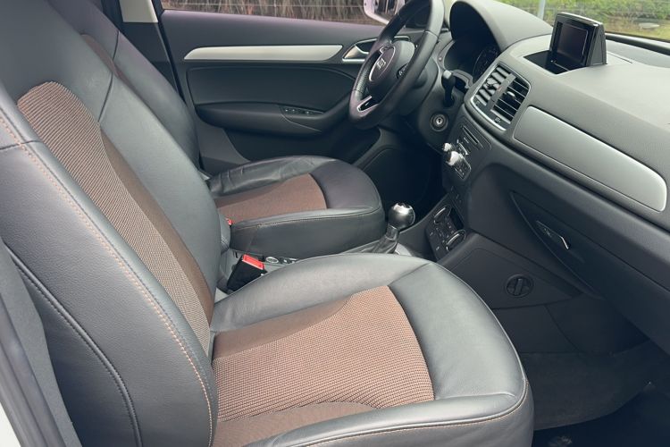 Used Audi Q3 2016 30 TFSI Fashion Model Interior 4