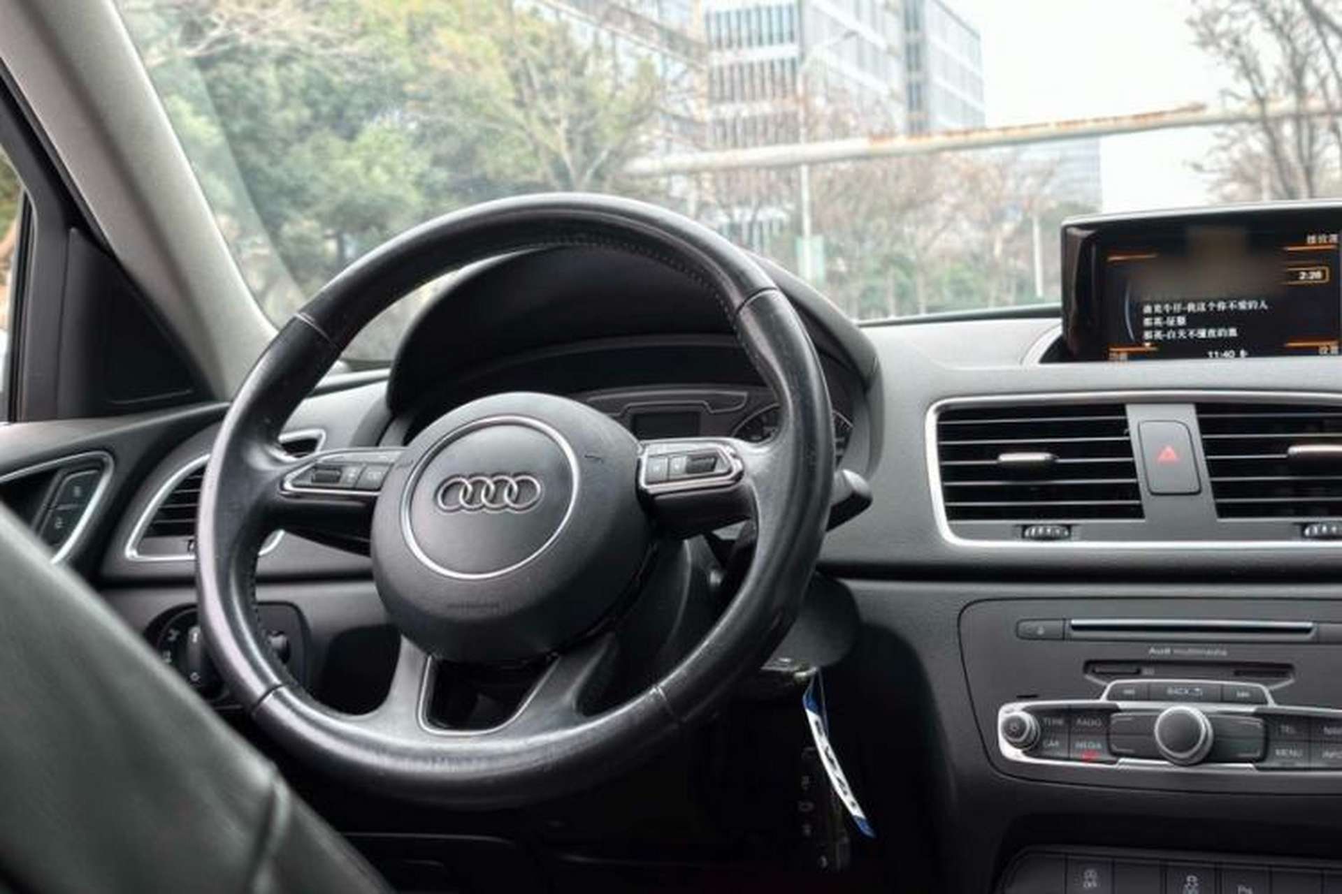Used Audi Q3 2016 35 TFSI Fashion Model Interior 5