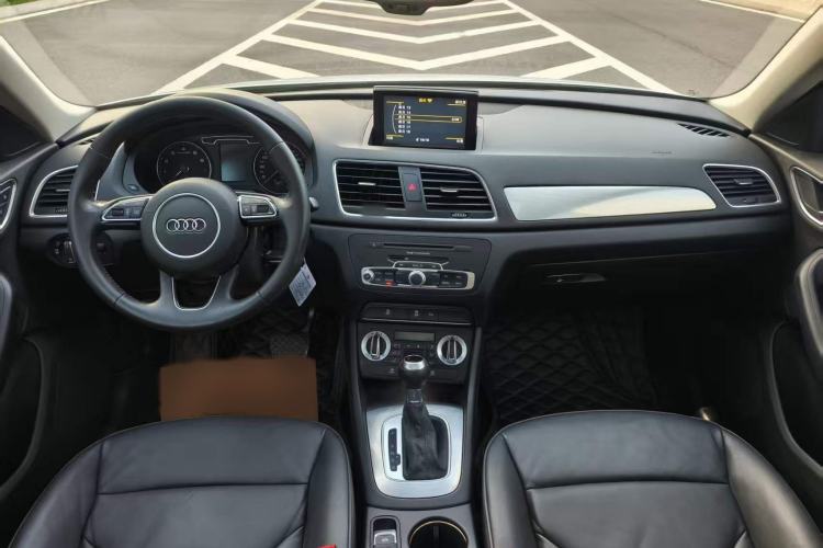 Used Audi Q3 2016 30 TFSI Collector's Edition Comfort Model Interior 7