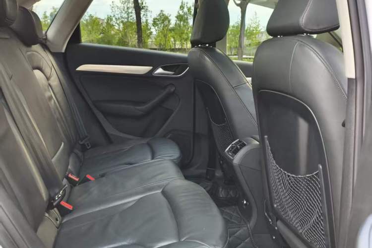 Used Audi Q3 2016 30 TFSI Collector's Edition Comfort Model Interior 9