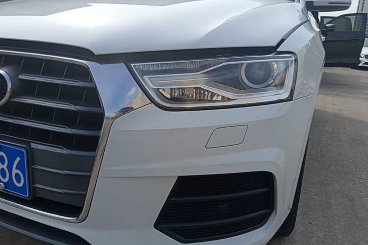 Used Audi Q3 2016 30 TFSI Fashion Model Left Front Headlight