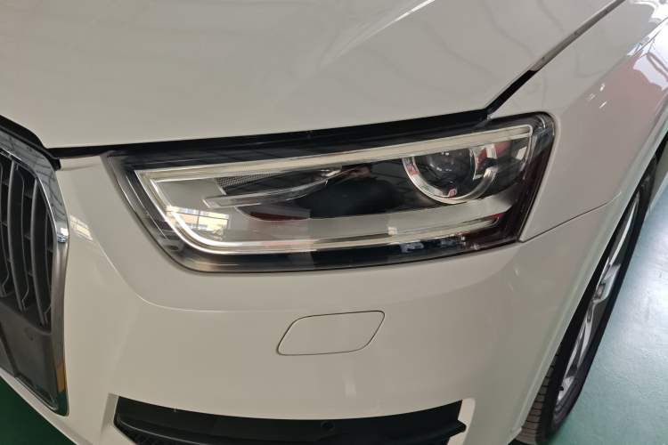 Used Audi Q3 2016 35 TFSI Collection Edition quattro Enjoyment Model Left Front Headlight