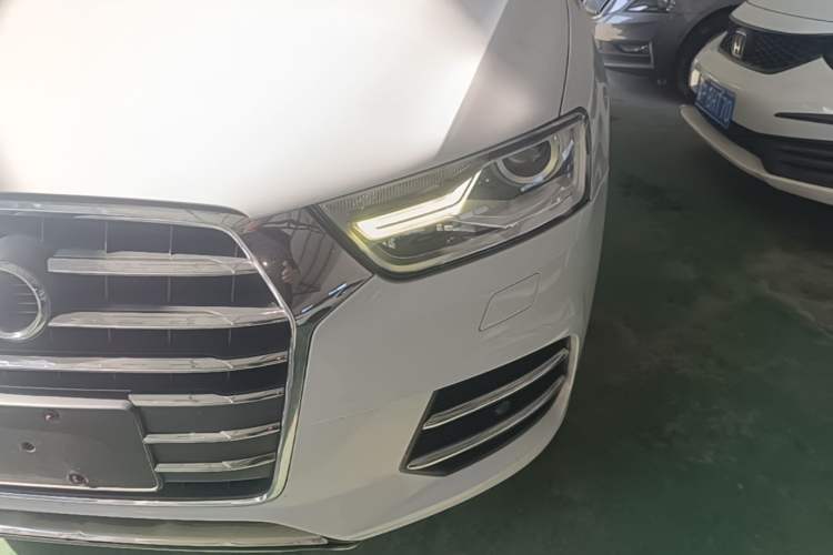 Used Audi Q3 2016 35 TFSI Fashion Model Left Front Headlight