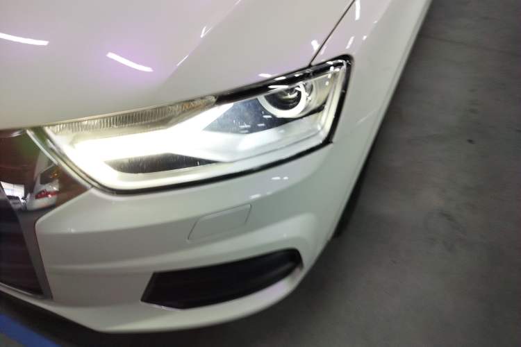 Used Audi Q3 2016 30 TFSI Fashion Model Left Front Headlight