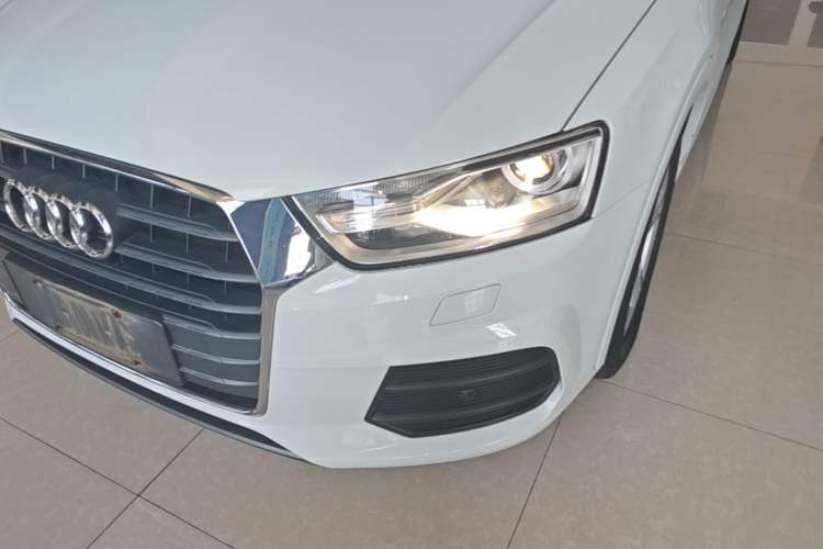 Used Audi Q3 2016 35 TFSI Fashion Model Left Front Headlight