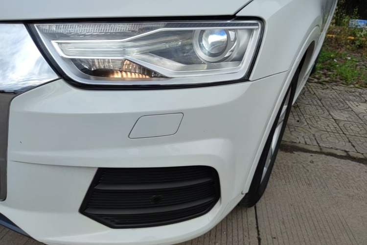 Used Audi Q3 2016 35 TFSI Fashion Model Left Front Headlight