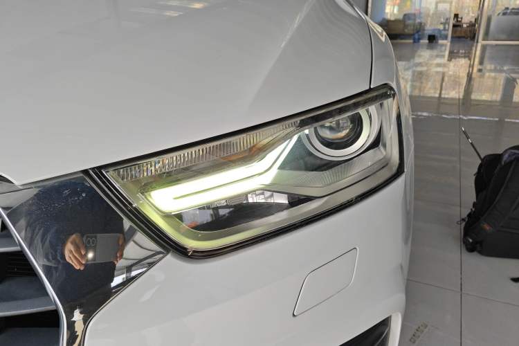 Used Audi Q3 2016 30 TFSI Fashion Model Left Front Headlight