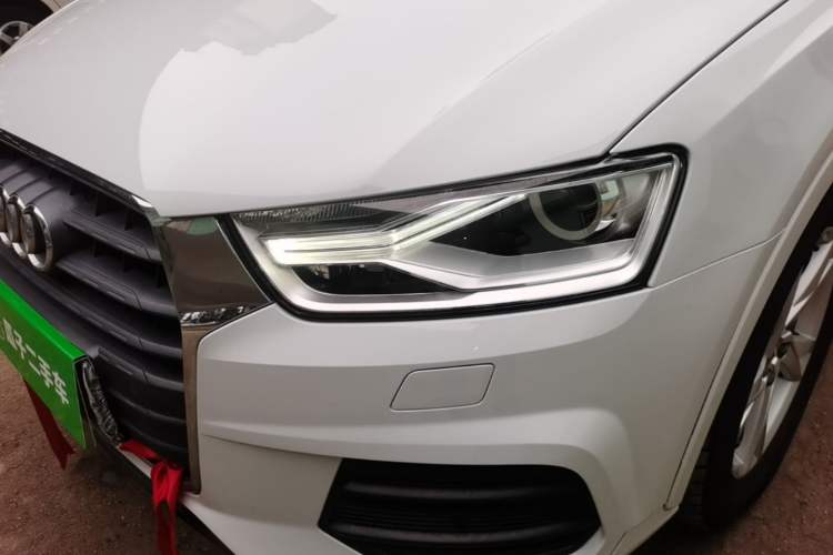 Used Audi Q3 2016 35 TFSI Fashion Model Left Front Headlight
