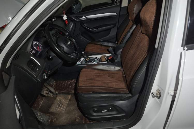Used Audi Q3 2016 30 TFSI Fashion Model Left Front Seat