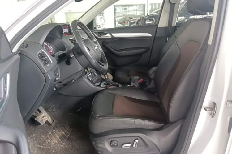 Used Audi Q3 2016 35 TFSI Fashion Model Left Front Seat