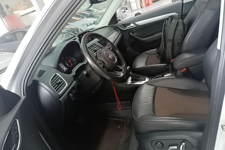 Used Audi Q3 2016 30 TFSI Fashion Model Left Front Seat