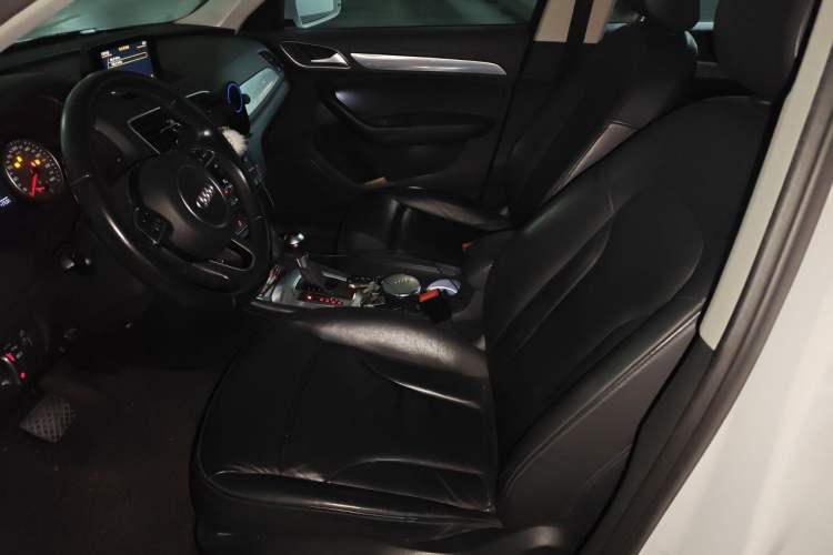 Used Audi Q3 2016 30 TFSI Fashion Model Left Front Seat