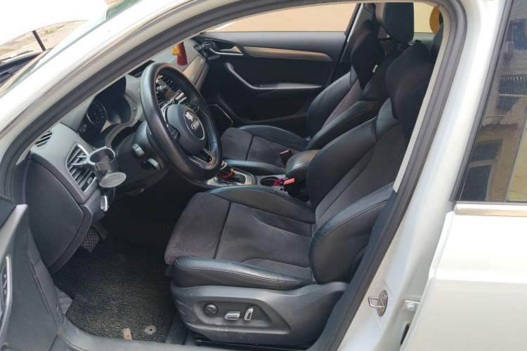 Used Audi Q3 2016 40 TFSI quattro all-wheel drive style model Left Front Seat