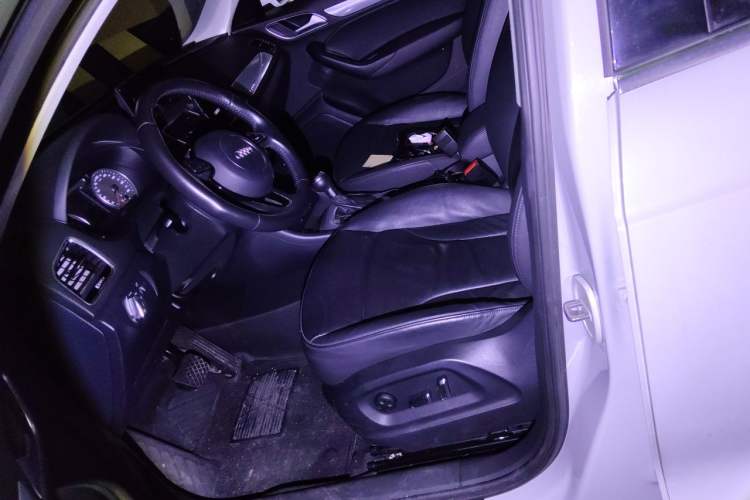 Used Audi Q3 2016 35 TFSI quattro all-wheel-drive style model Left Front Seat