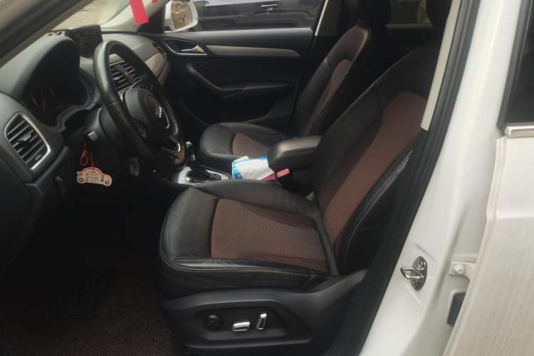 Used Audi Q3 2016 30 TFSI Fashion Model Left Front Seat