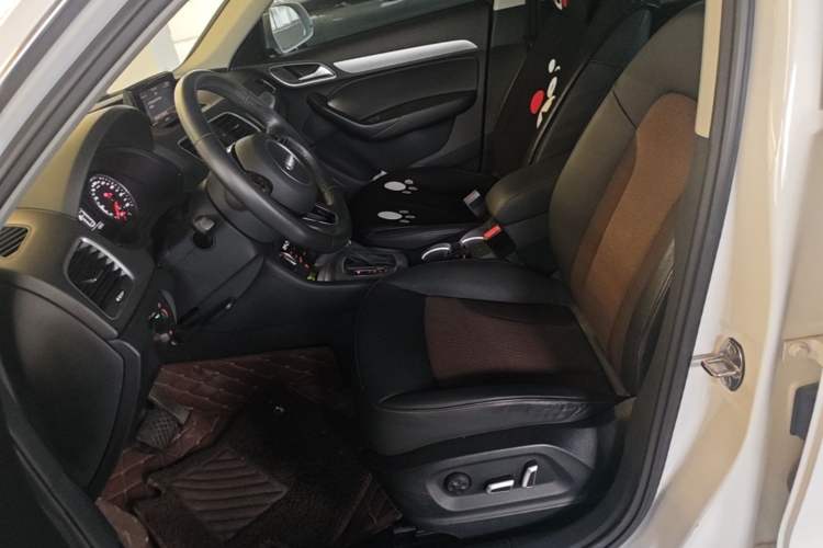 Used Audi Q3 2016 30 TFSI Fashion Model Left Front Seat