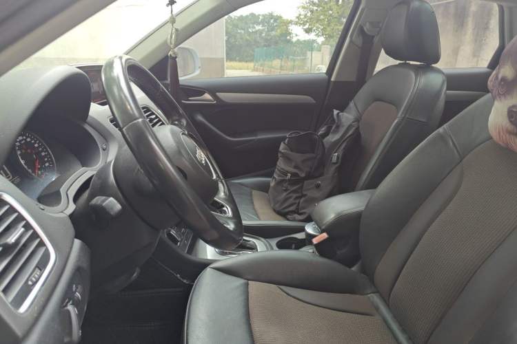 Used Audi Q3 2016 30 TFSI Fashion Model Left Front Seat