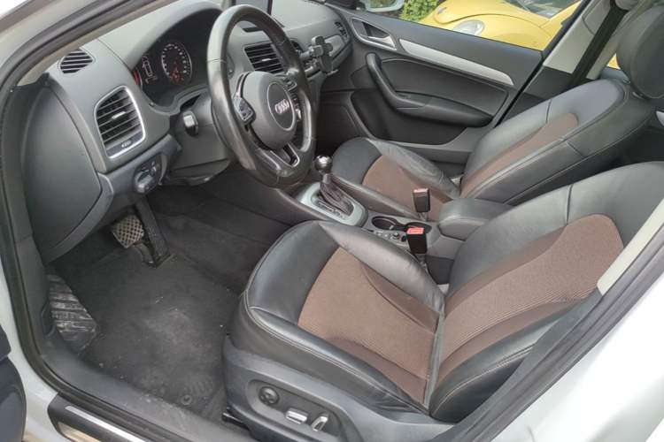 Used Audi Q3 2016 35 TFSI Fashion Model Left Front Seat
