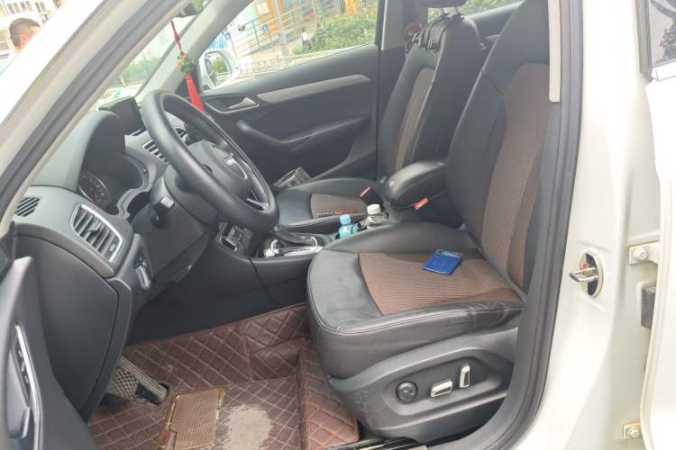 Used Audi Q3 2016 35 TFSI Fashion Model Left Front Seat