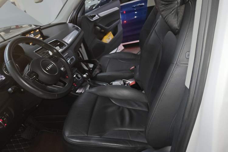 Used Audi Q3 2016 30 TFSI Fashion Model Left Front Seat