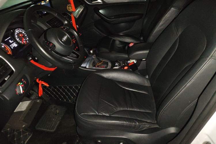 Used Audi Q3 2016 35 TFSI Style Edition Left Front Seat