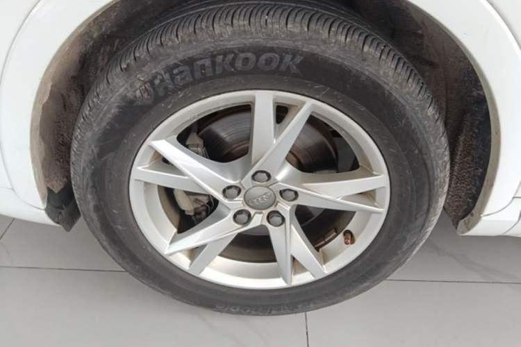 Used Audi Q3 2016 35 TFSI Fashion Model Left Front Wheel Hub