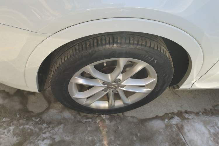 Used Audi Q3 2016 30 TFSI Collector's Edition Intelligent Model Left Front Wheel Hub