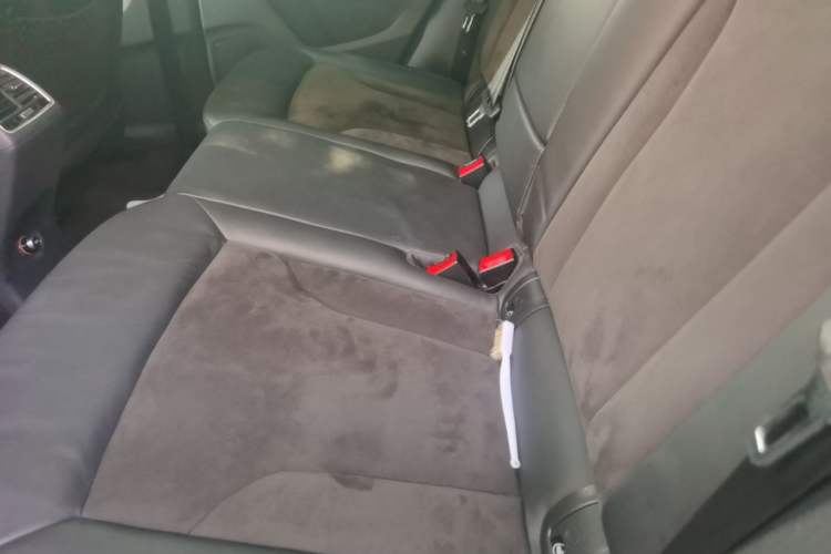 Used Audi Q3 2016 40 TFSI quattro all-wheel-drive sport model Left Rear Seat