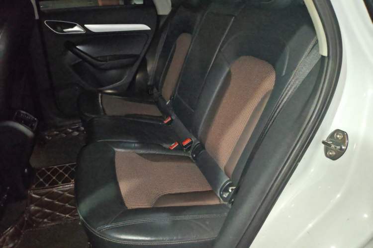 Used Audi Q3 2016 35 TFSI Fashion Model Left Rear Seat