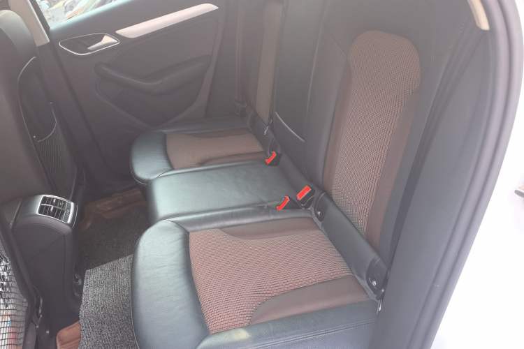 Used Audi Q3 2016 35 TFSI Fashion Model Left Rear Seat