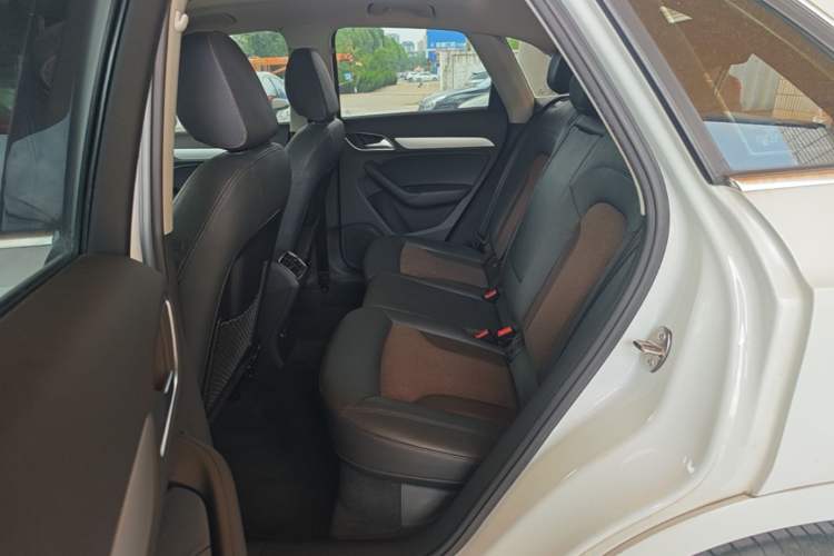 Used Audi Q3 2016 35 TFSI Fashion Model Left Rear Seat