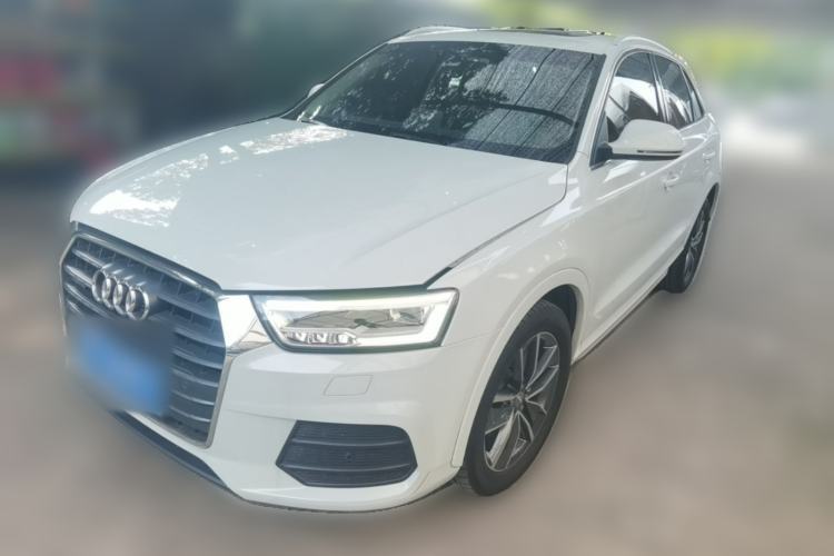 Gebrauchter Audi Q3 2016 40 TFSI quattro all-wheel-drive sport model Guazi used car, China used car export, Used car for sale, Used cars, Cheapest cars for sale