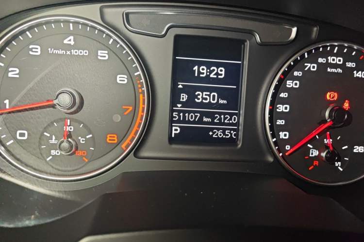 Used Audi Q3 2016 30 TFSI Fashion Model Odometer Close Up