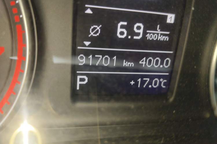 Used Audi Q3 2016 30 TFSI Fashion Model Odometer Close Up