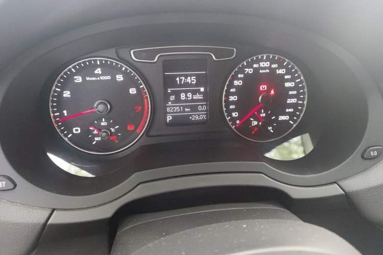 Used Audi Q3 2016 30 TFSI Collector's Edition Comfort Model Odometer Close Up