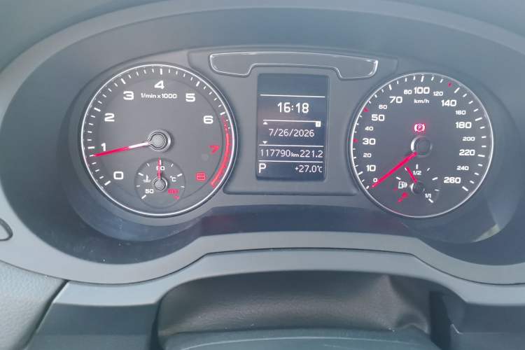 Used Audi Q3 2016 30 TFSI Standard Model Odometer Close Up