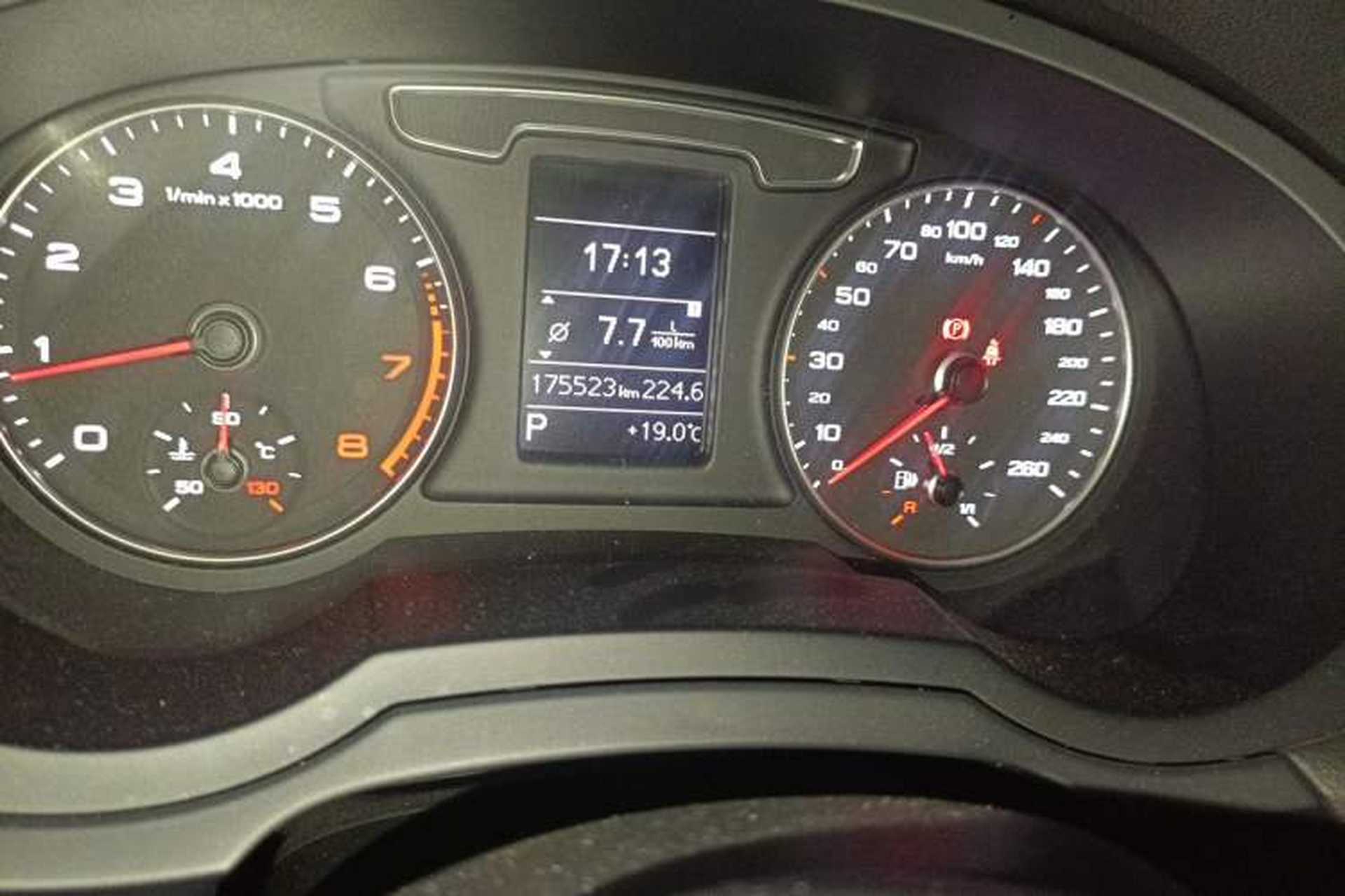 Used Audi Q3 2016 35 TFSI Fashion Model Odometer Close Up