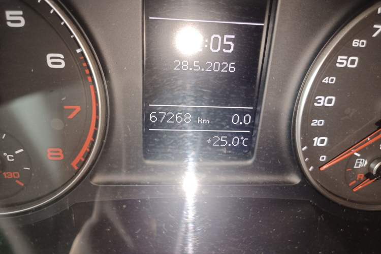Used Audi Q3 2016 30 TFSI Collector's Edition Comfort Model Odometer Close Up
