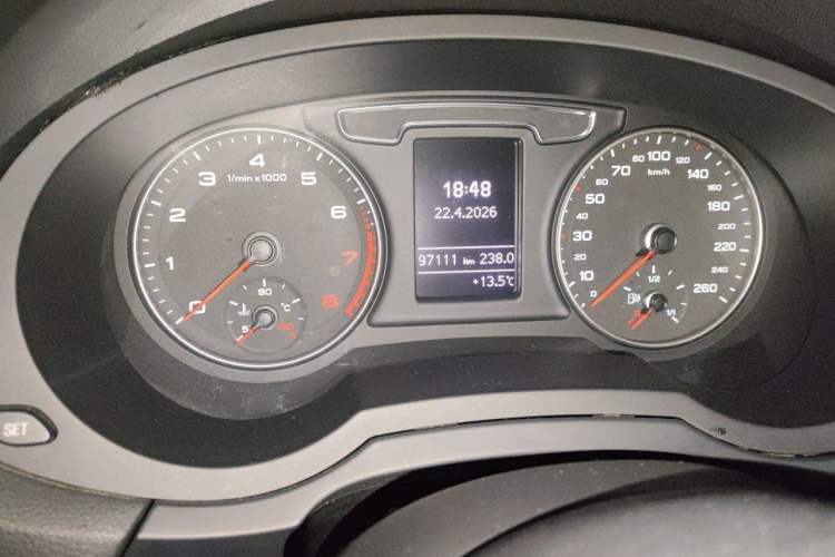 Used Audi Q3 2016 30 TFSI Fashion Model Odometer Close Up